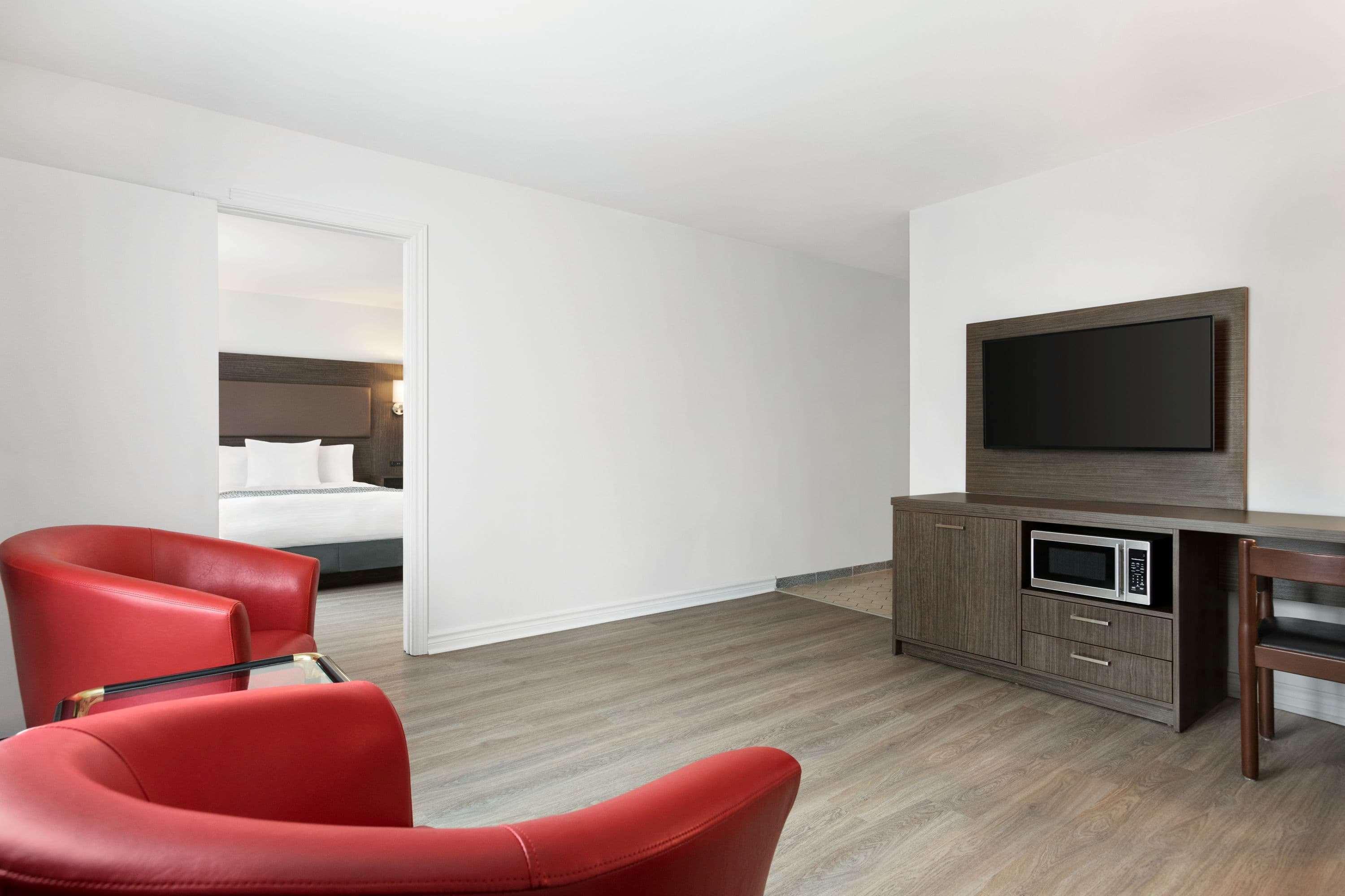 Travelodge By Wyndham Rigaud Luaran gambar